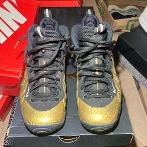 Nike Foamposite gold